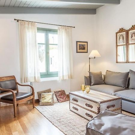 Aristocratic Home Under Acropolis アテネ エクステリア 写真